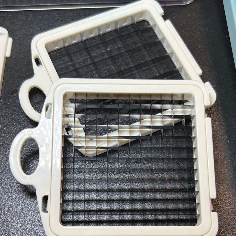Vegetable Chopper - Multi-functional Cutter - Picture 4 of 6